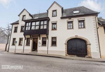 Mehrfamilienhaus mit stabiler Bestandsmiete und zusätzlichem Ertragspotenzial