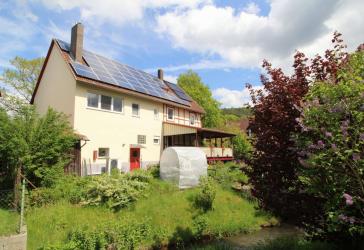 RESERVIERT! Charmantes Fachwerkhaus mit moderner Technik und Garten!