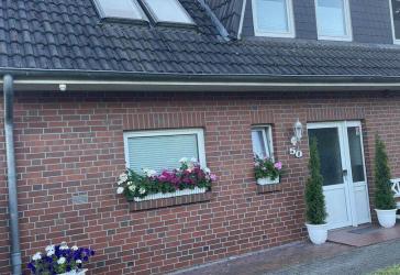 Großzügige DHH in Halstenbek - 7 Zimmer, Garten, Garage & Carport