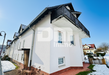 Modernisierte DHH mit Anbauten + Garagen in Traumlage mit Wintergarten, Terrasse und Garten
