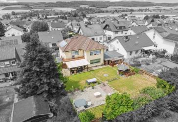 Attraktives Einfamilienhaus, vermietet in beliebter Wohnlage wartet auf Sie!