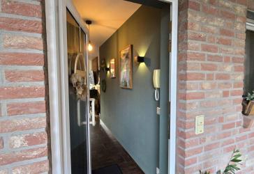 EG-Wohnung mit großer Terrasse