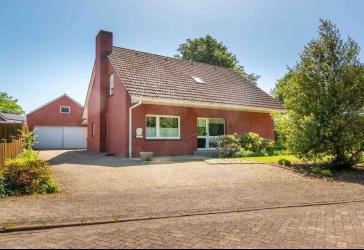 Geräumiges Wohnhaus in bester Lage von Emlichheim