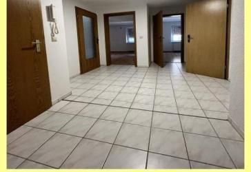 AB 01.06.2026 - 2,5-Raum Wohnung - Ruhige Lage mit Garten