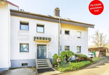 Ein Zuhause für Generationen - großzügiges Zweifamilienhaus mit ausgebautem Dachgeschoss