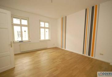 Großzügige Wohnung im Bahnhofsviertel 4 Zimmer im ersten Obergeschoss
