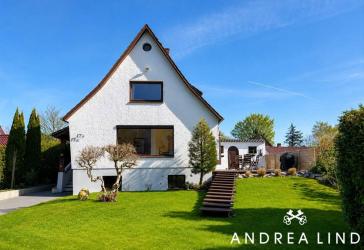 Modernisiertes Einfamilienhaus in Strandnähe