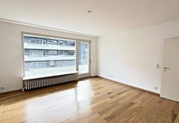 Attraktive Wohnkombination: Familienwohnung mit modernisiertem Studio & Garage
