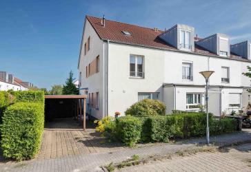 Vorschaubild Reihenendhaus