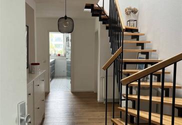 Exklusiv wohnen mit Stil - hochwertige 4-Zimmer-Maisonette
