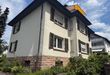 Mehrfamilienhaus im Villenstil und großem Grundstück! Energieausweis in Erstellung!