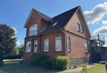 Resthof mit Potenzial: Viel Raum für Wohnen & Vermieten - ca. 2.300 € Mieteinn. bereits vorh.