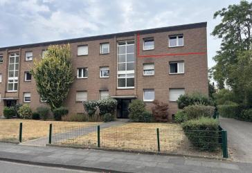 Helle 3 Zimmerwohnung mit Loggia
