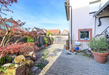 Familienhaus für Macher, Handwerker, Kreative oder Visionäre: selbst einziehen oder riesiges Entwicklungspotential