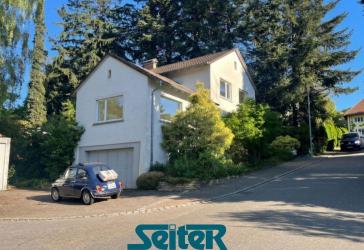 RESERVIERT! Zweifamilienhaus in Kandern mit großem Gartenparadies