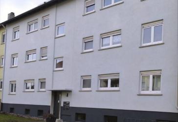 Leerstand! Jetzt sinnvoll investieren! 7-Parteienhaus zu verkaufen in Schramberg-Sulgen