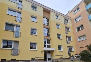 Wunderschöne 3-Zimmer-Wohnung mit großzügigem Balkon!