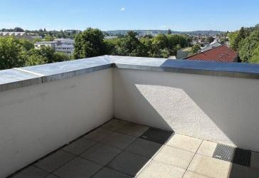 Schicke 4-Zimmer-Wohnung über den Dächern von Nürtingen!