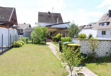 Ndk.-Mondorf/Ruhiglage: charmantes Bestandshaus mit großem Grundstück und vielseitigem Entwicklungspotenzial in begehrter Wohnlage