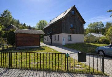 Einzugsbereites Einfamilienhaus in ruhiger Lage!