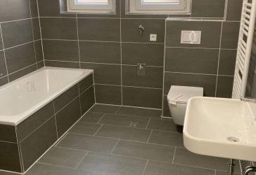 *** Sie träumen von einer modernisierten Altbauwohnung.. hier sind Sie richtig ***