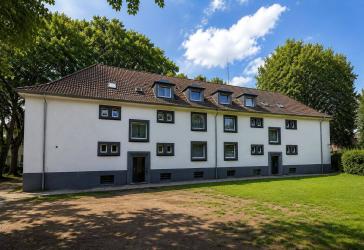 Saniertes Mehrfamilienhaus | 10 WE | 8 % Rendite | Faktor 12 | 610 m² Wohnfläche