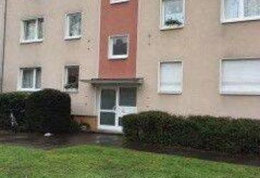 Platz für die Familie: Sanierte 3-Zimmer-Wohnung mit Wintergarten in Stadtlage