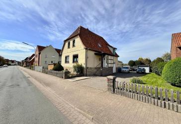 Mit tollem Blick ins Weite: Gepflegtes Einfamilienhaus mit großem Garten in Stadthagen