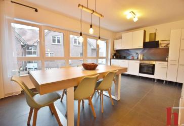 Großzügige 4-Zimmer-Wohnung mit Balkon in Steinfeld