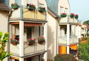 ALTERSGERECHTES WOHNEN! BALKON! Verbringen Sie schöne Stunden in Ihrer neuen Wohnung!