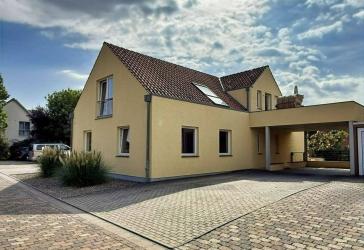 Barsinghausen-Großgoltern: Architektenhaus, Energieeffizienz A+ - ein Zuhause mit Zukunft!
