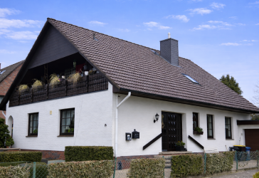 Einfamilienhaus mit ca. 325 m² Wohn- und Nutzfläche in ruhiger Wohnlage von Trittau