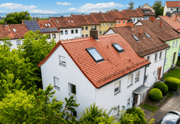 Reihenhaus mit Potential: vielseitig nutzbar als EFH, MFH oder Vermietungsobjekt
