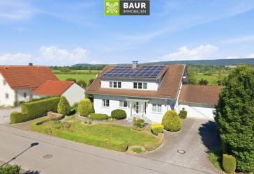 360° | Großzügiges Einfamilienhaus mit PV-Anlage, Doppelgarage & traumhaftem Grundstück in Unlingen