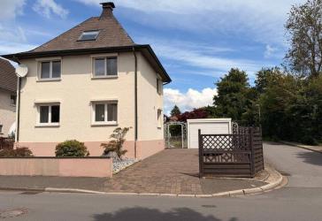 Einfamilienhaus im guten und geflegten Zustand!!