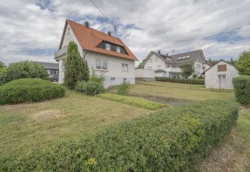 Sonniges und freistehendes Haus in beliebtem Heubergort - AlbTRAUM für die ganze Familie