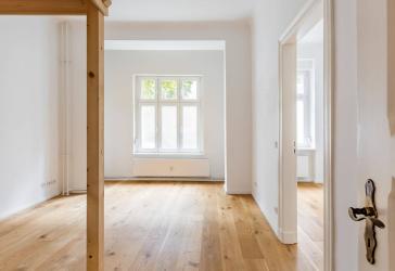 Renovierte 3-Zimmer-Wohnung mit erhaltenem Altbaucharakter