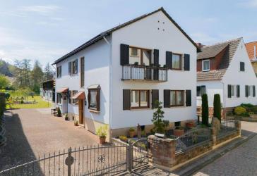 Vorschaubild Mehrfamilienhaus