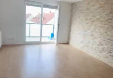 Charmante leerstehende 4-Zimmer-Dachwohnung Rüsselsheim am Main