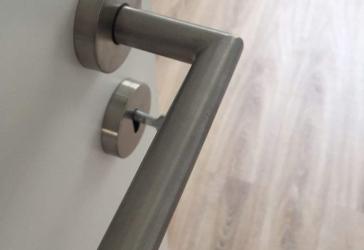 Wohntraum: 2 Zimmerwohnung mit Tageslichtbad mit Dusche