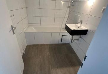Helle, frisch sanierte 3-Zi-Wohnung mit Fernblick