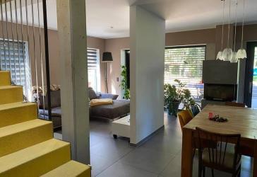6-Zi. Neubau-EFH mit Terrasse, 2 Bädern, Nebengelass, Kamin und tollem Garten in Bestlage!
