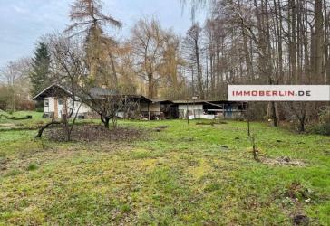 IMMOBERLIN.DE - Großzügiges Baugrundstück am Wald bei der Pferderennbahn