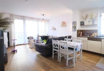 Zentrale Erdgeschoßwohnung mit Garten!