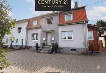 Platzwunder mit Carport, Hof & Scheune: Ihr neues Familienglück mit eingebautem Miet-Zuschuss!