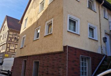Einfamilienhaus zu verkaufen in Horb am Neckar, zentrumsnah, mit zwei separat zugänglichen Wohnungen.