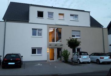 Nachmieter für freundliche 2,5 Zimmer-Dachterrassen-Wohnung in Seligenstadt-Froschhausen gesucht