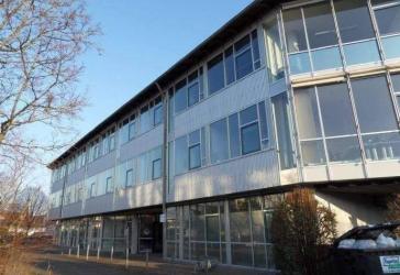 Teilfläche einer repräsentative Büro- oder Praxisfläche im 1.OG ohne Provision