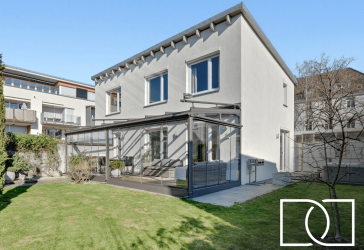 Traumlage am Röthelheimpark! Energieeffizientes Einfamilienhaus mit Wintergarten und Keller