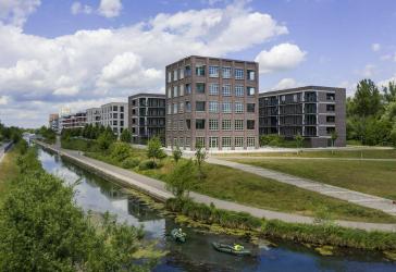 Terrassenwohnung mit Wasserblick